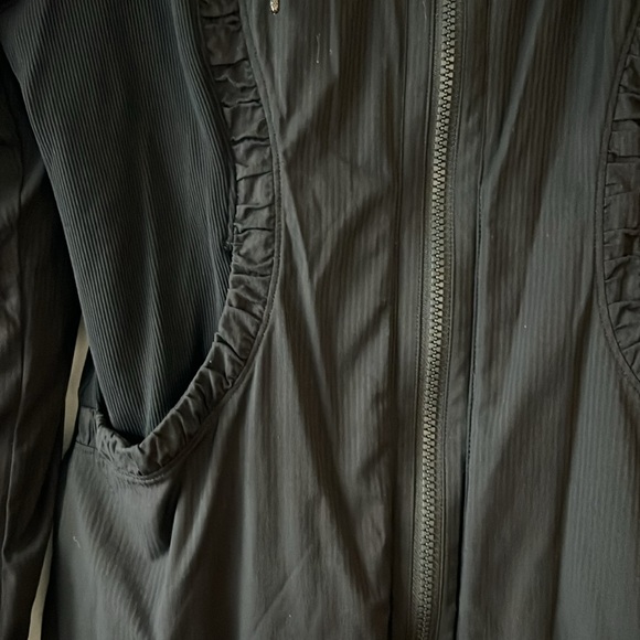 Reversible hooded jacket/windbreakeraker - Picture 5 of 8